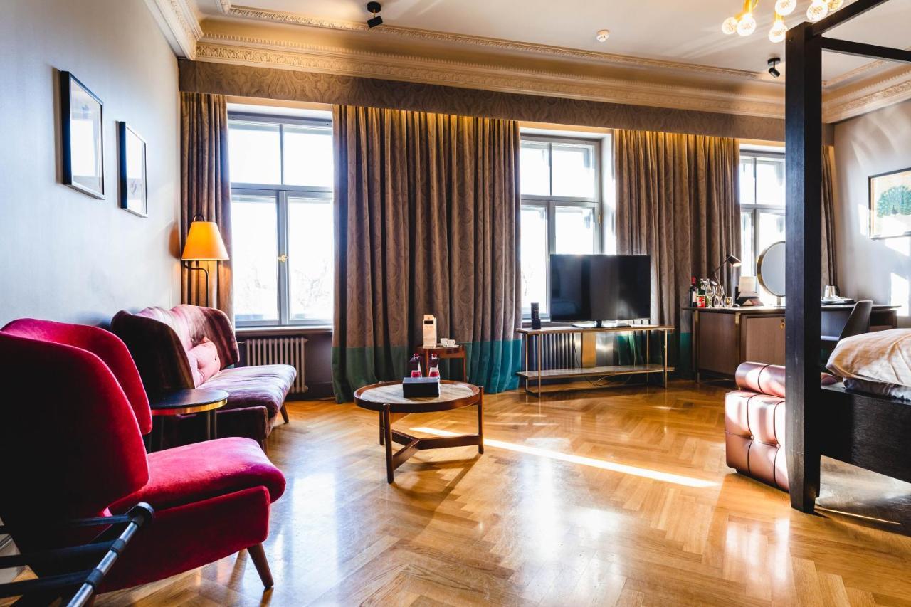 Grand Poet Hotel And Spa By Semarah Riga Bagian luar foto Suite at Hotel 17