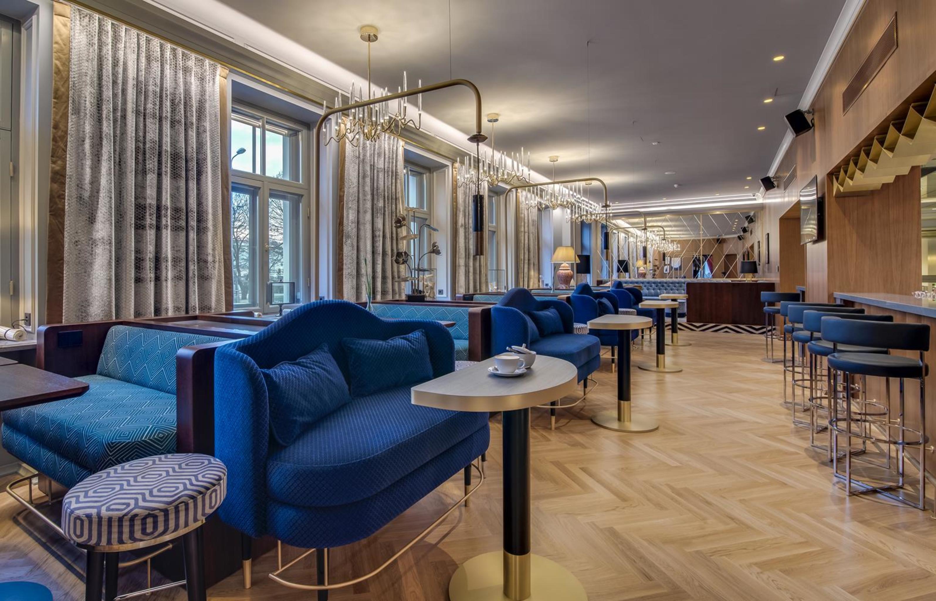 Grand Poet Hotel And Spa By Semarah Riga Bagian luar foto The Lounge at the InterContinental Prague