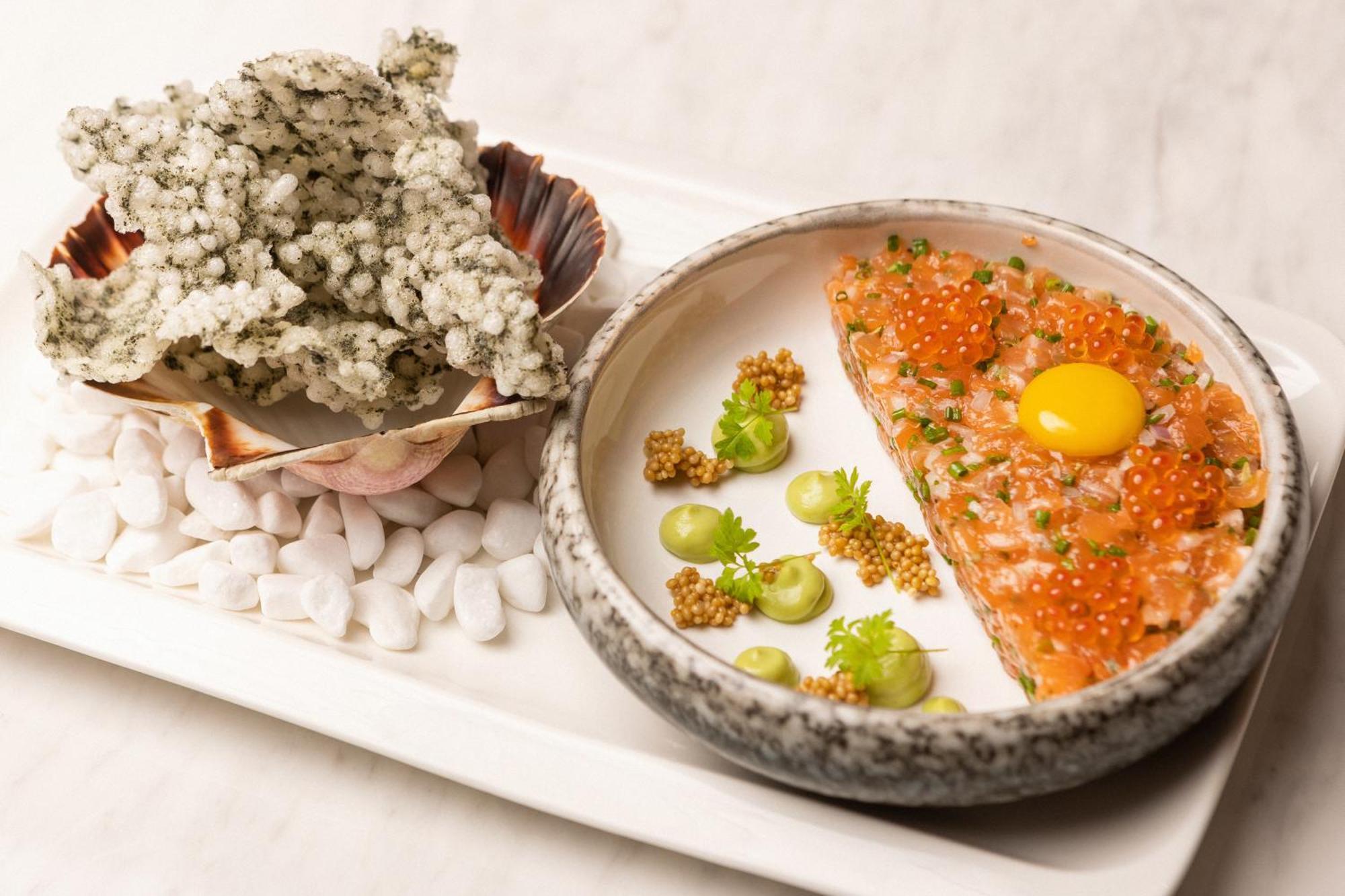 Grand Poet Hotel And Spa By Semarah Riga Bagian luar foto Salmon tartar
