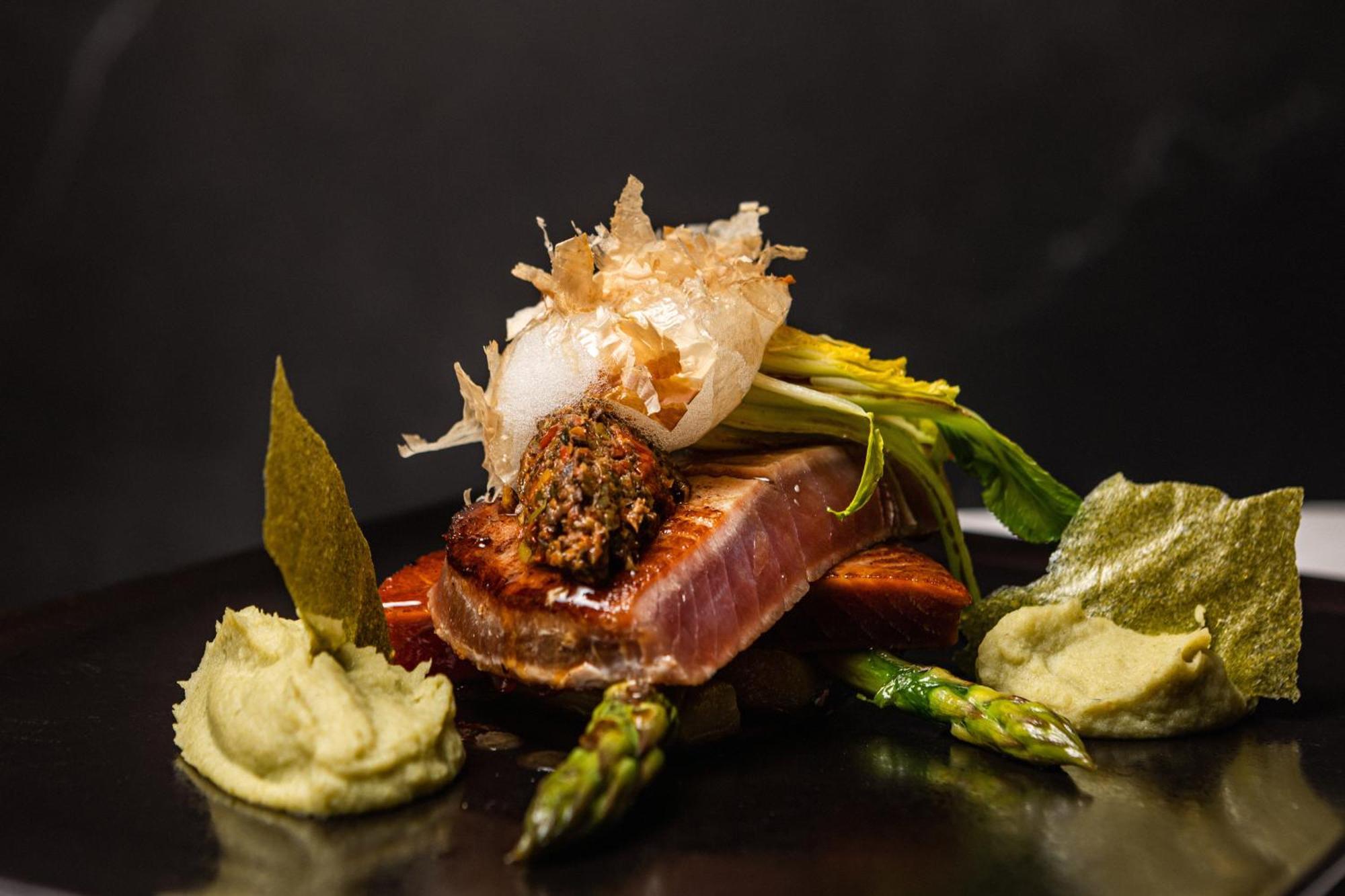 Grand Poet Hotel And Spa By Semarah Riga Bagian luar foto A modern French dish