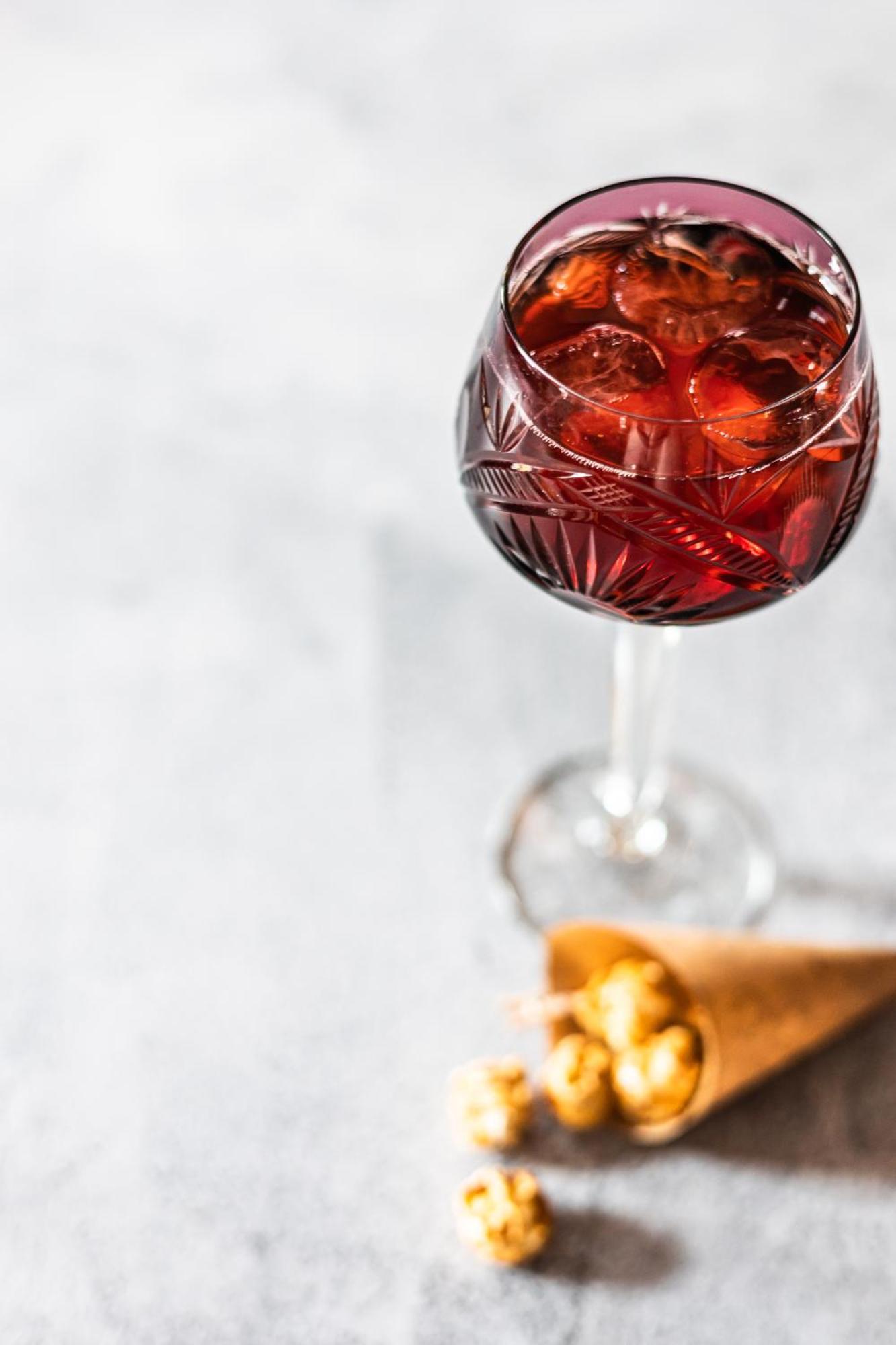 Grand Poet Hotel And Spa By Semarah Riga Bagian luar foto A glass of vermouth