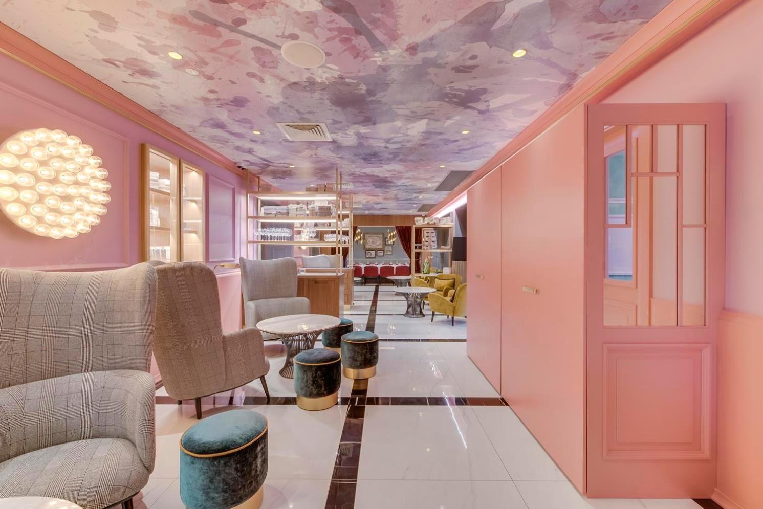 Grand Poet Hotel And Spa By Semarah Riga Bagian luar foto The interior of the hotel